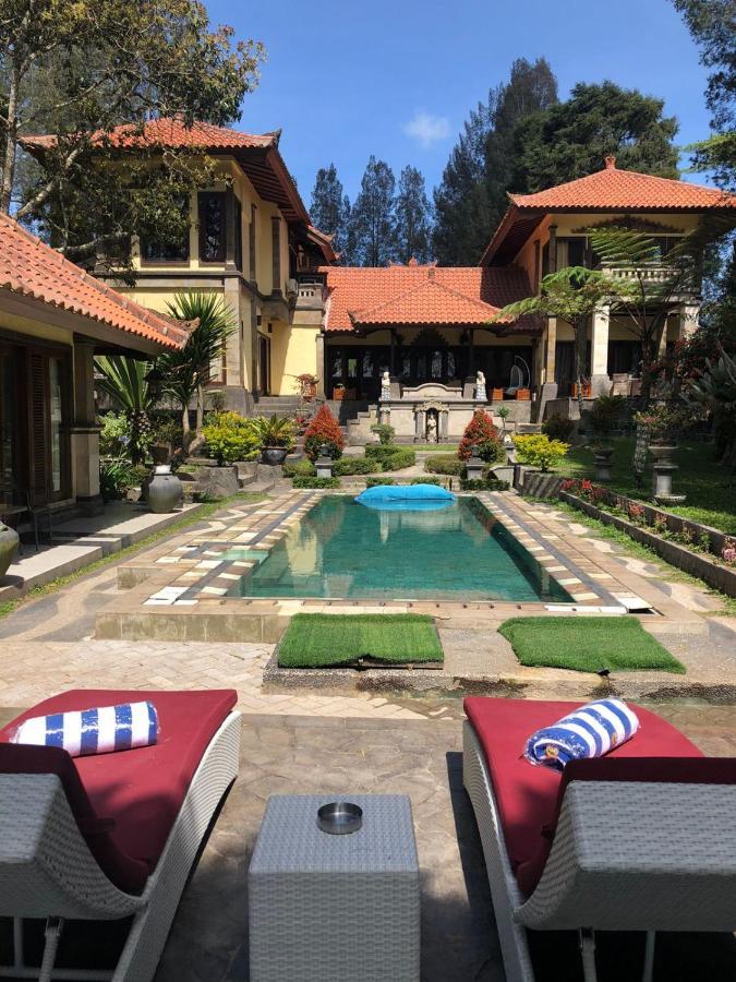 Balinese Villa In Berastagi Exteriér fotografie