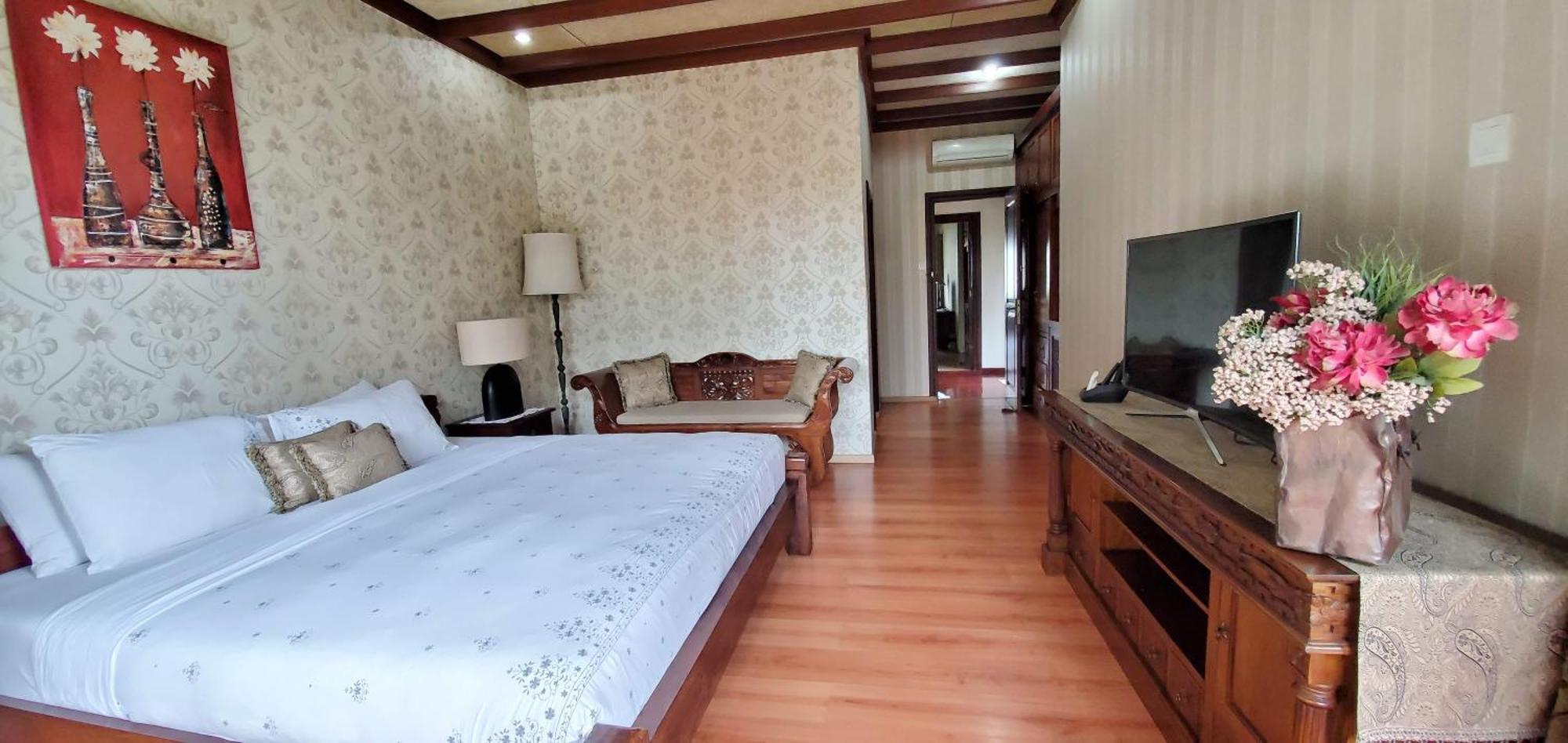 Balinese Villa In Berastagi Exteriér fotografie