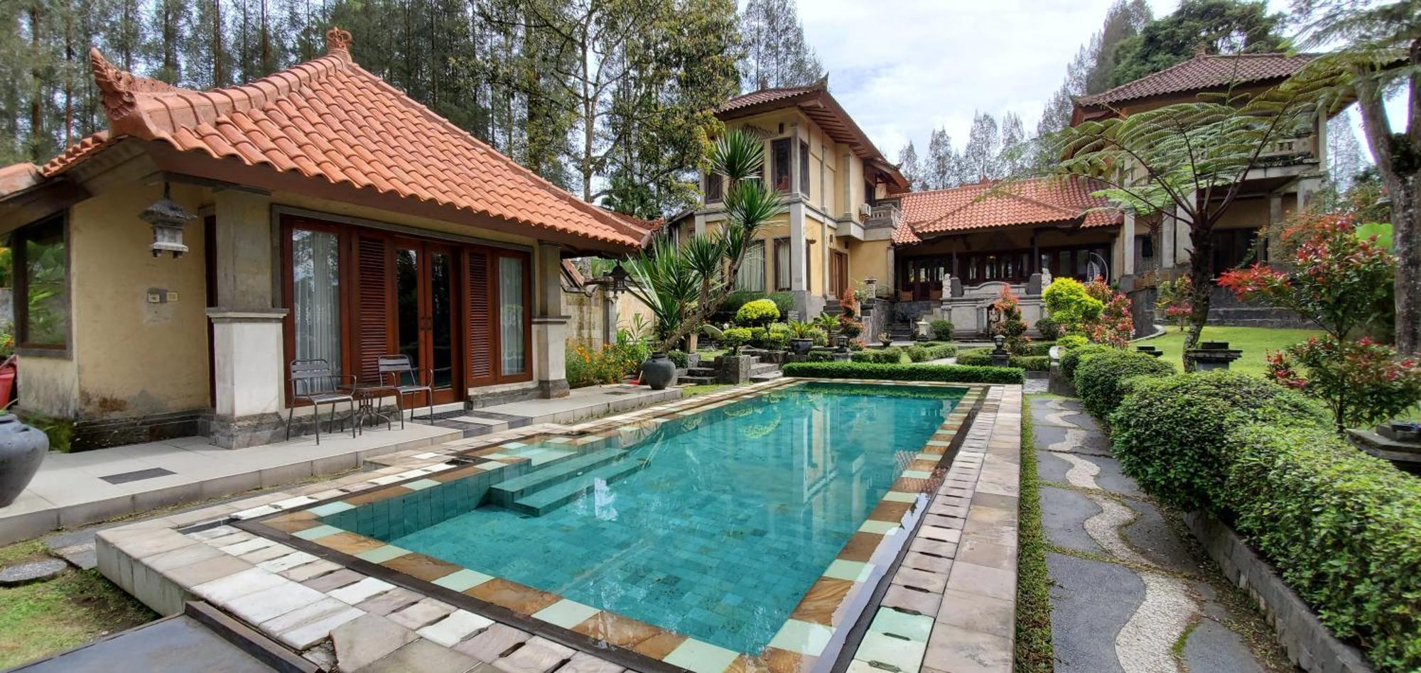 Balinese Villa In Berastagi Exteriér fotografie